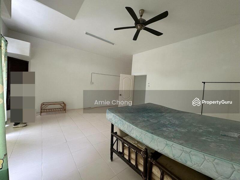 For Sale - Ipoh Garden 2.5 Storey Terrace House Good Condition