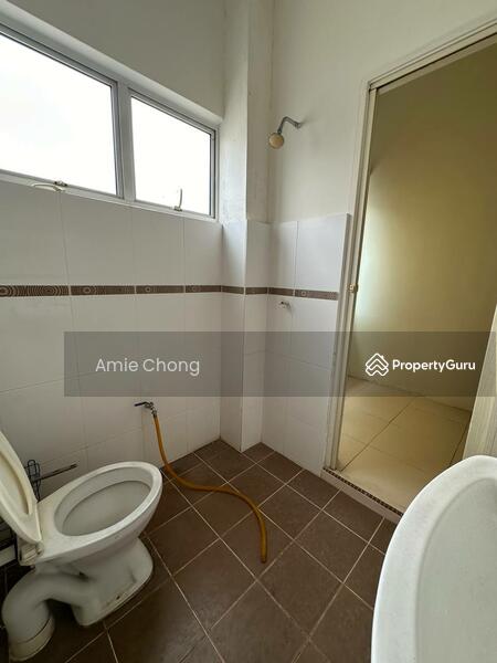 For Sale - Ipoh Garden 2.5 Storey Terrace House Good Condition