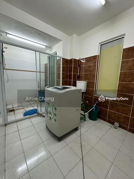 For Sale - Ipoh Garden 2.5 Storey Terrace House Good Condition