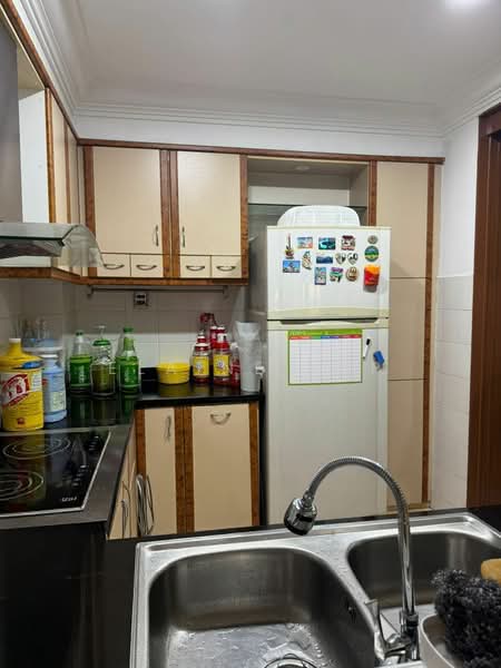 Apartment for Sale at Seri Puri - Elaine Yap - Kitchen - PropertyGuru.com.my