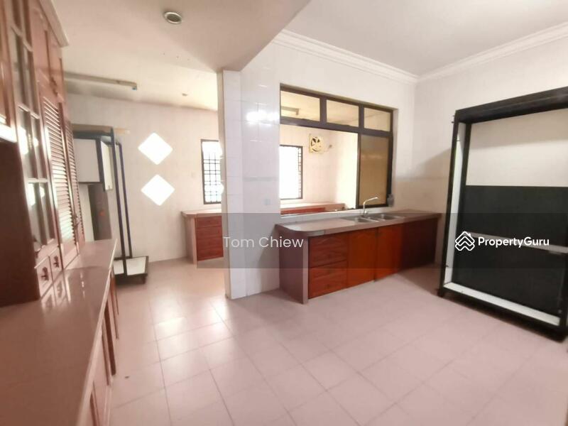 For Sale - Taman Universiti