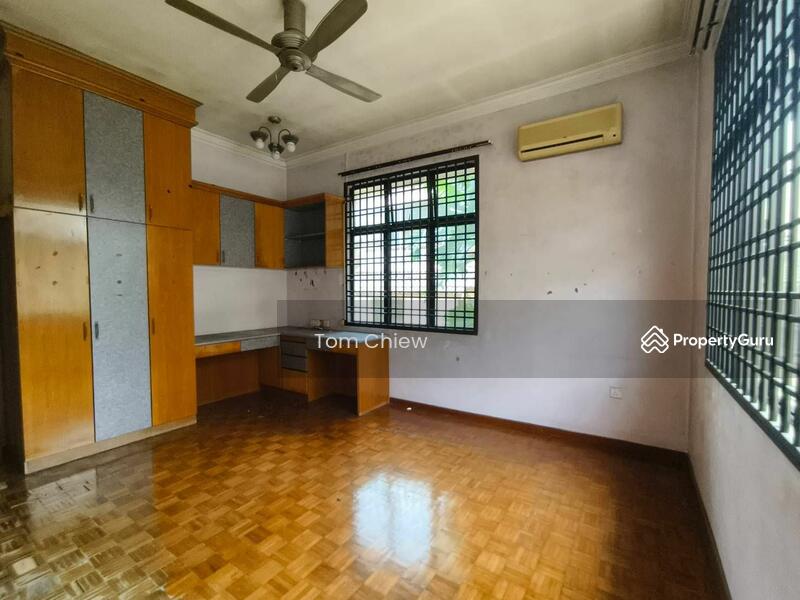For Sale - Taman Universiti