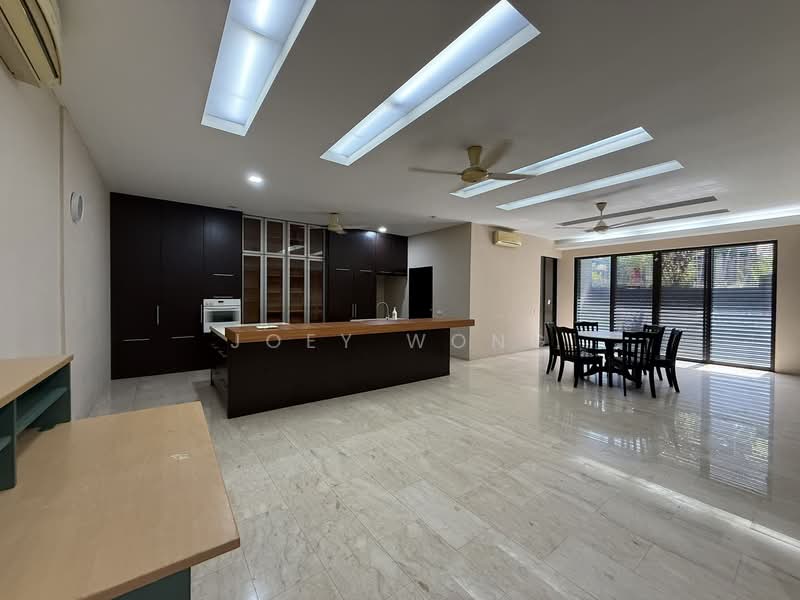 Semi-Detached House for Rent in Taman Overseas Union (Taman Oug) (Jalan Klang Lama (Old Klang Road)) - Joey Wong - Kitchen - PropertyGuru.com.my