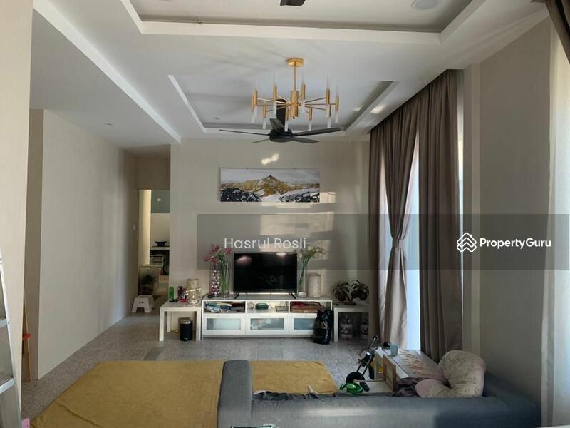 For Sale - Taman Pahlawan