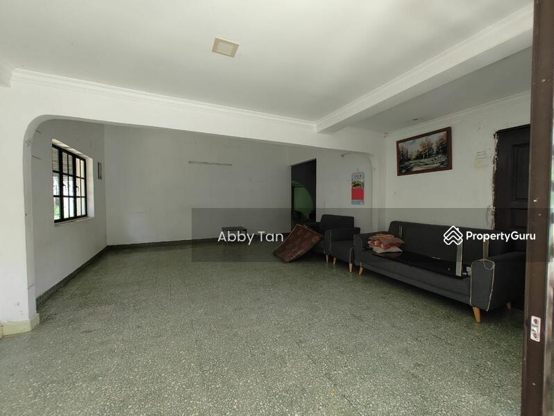 For Rent - Bungalow at Taman Ast