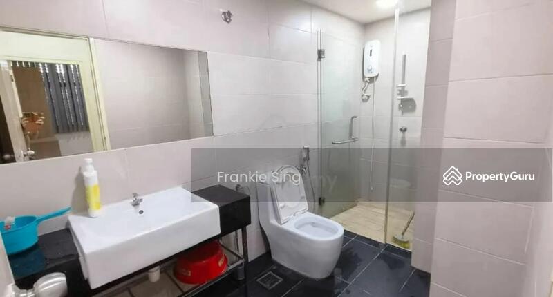 For Rent - Emerald Avenue