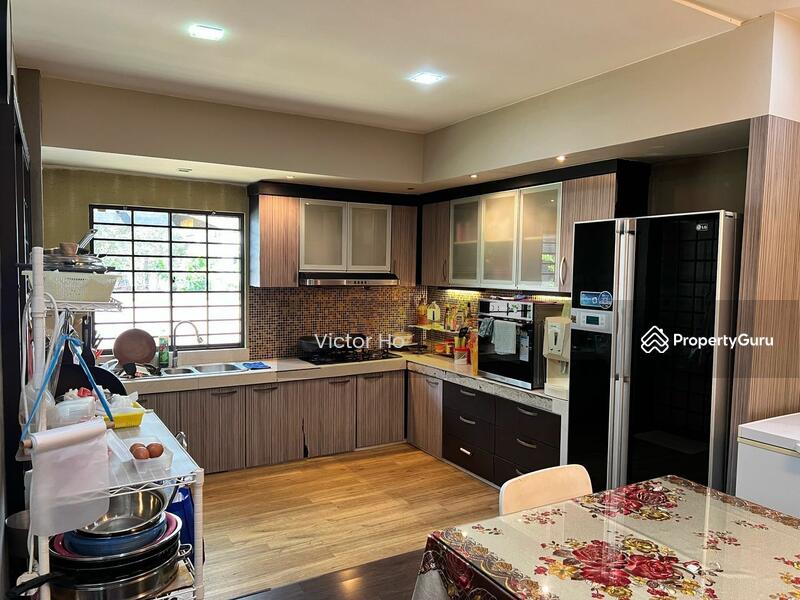 For Sale - Semi-Detached House at Tabuan Jaya Baru