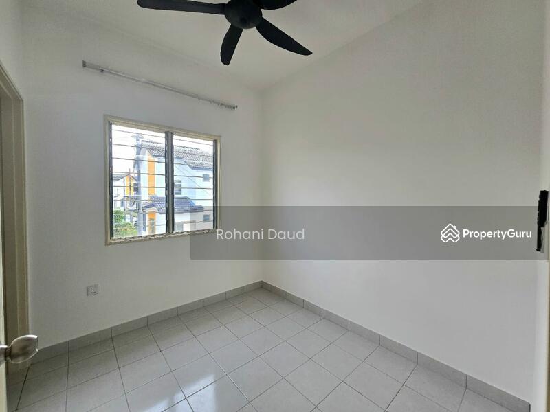 For Rent - 2 Storey Terrace End Lot Aster MK Bukit Beruntung RAWANG