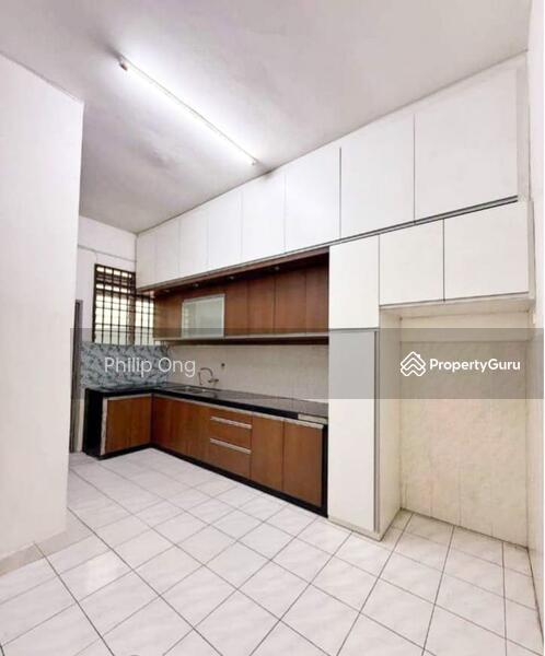 Untuk Disewa - Double Storey Terrace Taman Merak