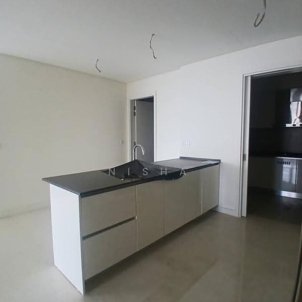 Kediaman Servis untuk Disewa di The Sentral Residences - Nisha . - Kitchen - PropertyGuru.com.my