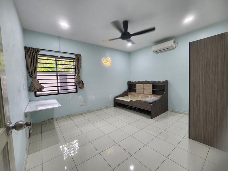 For Rent - Taman Daya Tamans Dayas (Jln Nibong)