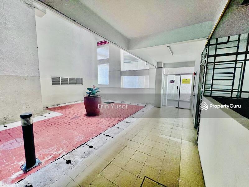 Untuk Dijual - Suria Jelatek