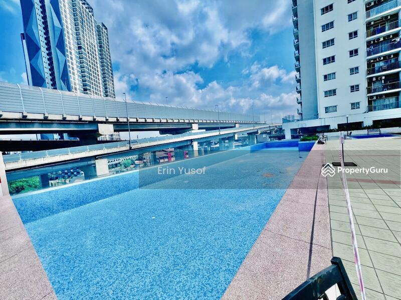 Untuk Dijual - Suria Jelatek