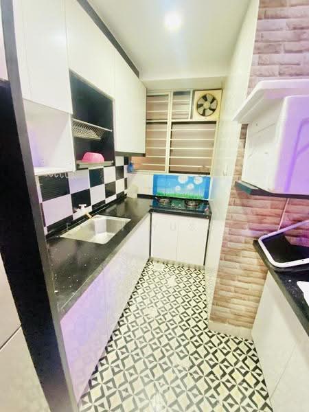 Apartment for Rent at Suria Ixora - Erin Yusof - Kitchen - PropertyGuru.com.my