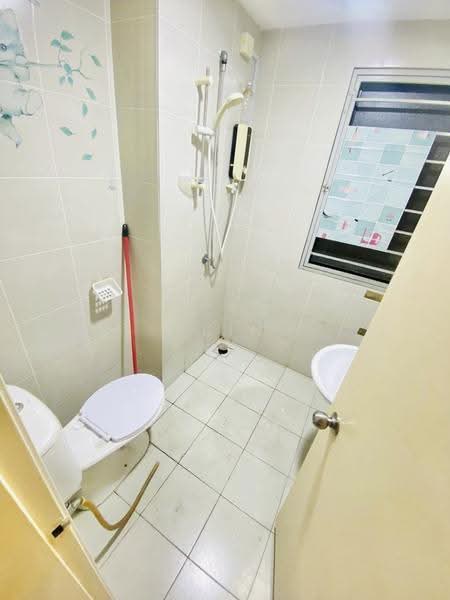 Apartment for Rent at Suria Ixora - Erin Yusof - Bathroom - PropertyGuru.com.my