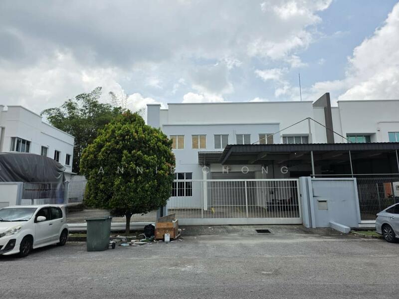 For Rent - Taman Bukit Kinrara