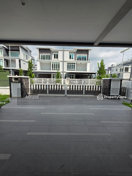 Untuk Dijual - Semi-Detached House at Taman Tun Dr. Ismail