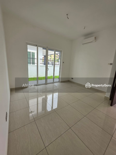 Untuk Dijual - Semi-Detached House at Taman Tun Dr. Ismail