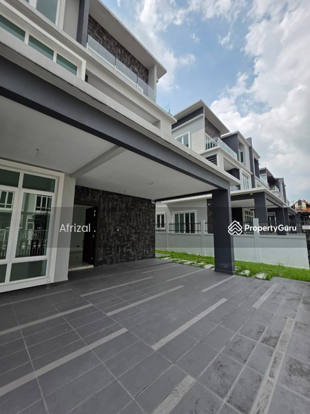 Untuk Dijual - Semi-Detached House at Taman Tun Dr. Ismail