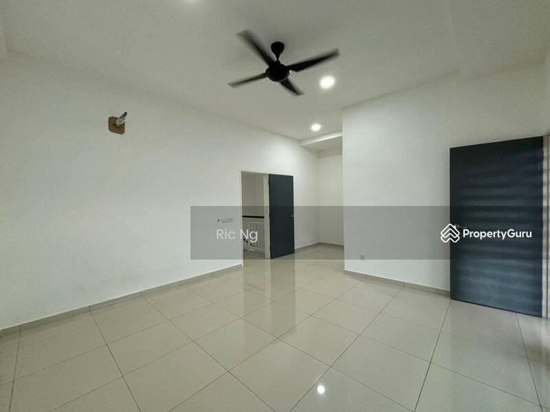 For Sale - jalan rebab desa tebrau