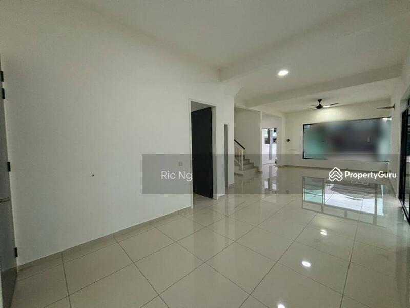 For Sale - jalan rebab desa tebrau