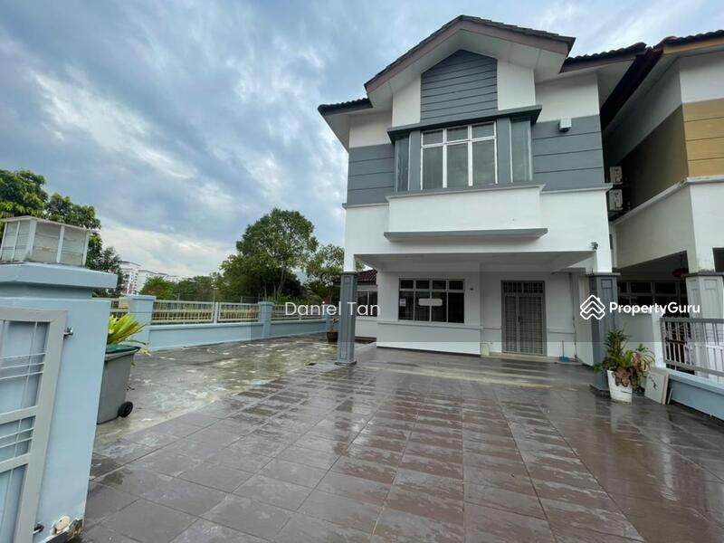 For Sale - Uda Utama Corner