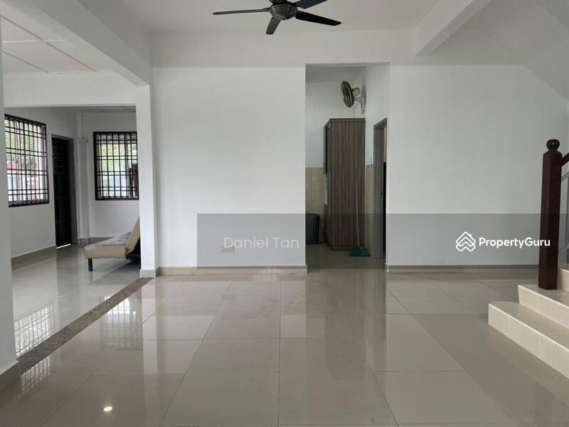 For Sale - Uda Utama Corner