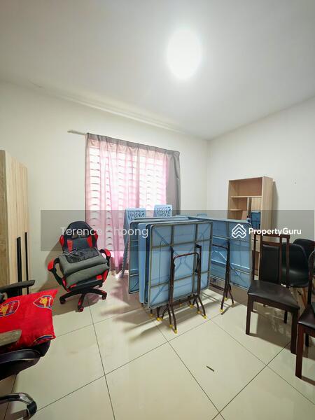 For Rent - Emerald Gardens