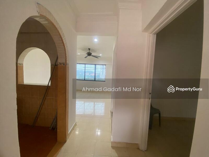 For Sale - Sri Tioman II