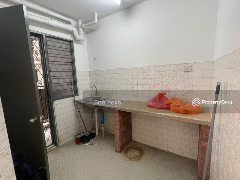Untuk Dijual - Pangsapuri SS8 Kelana Jaya