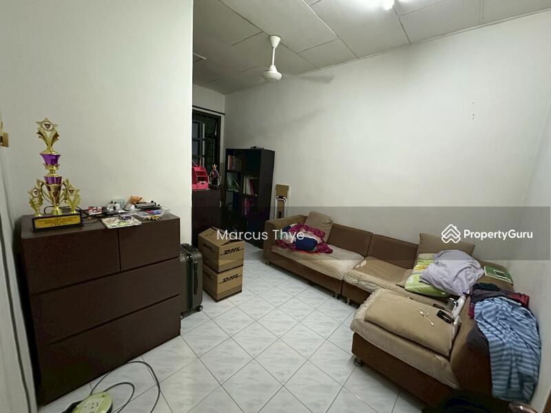 Untuk Dijual - Pekan Nenas