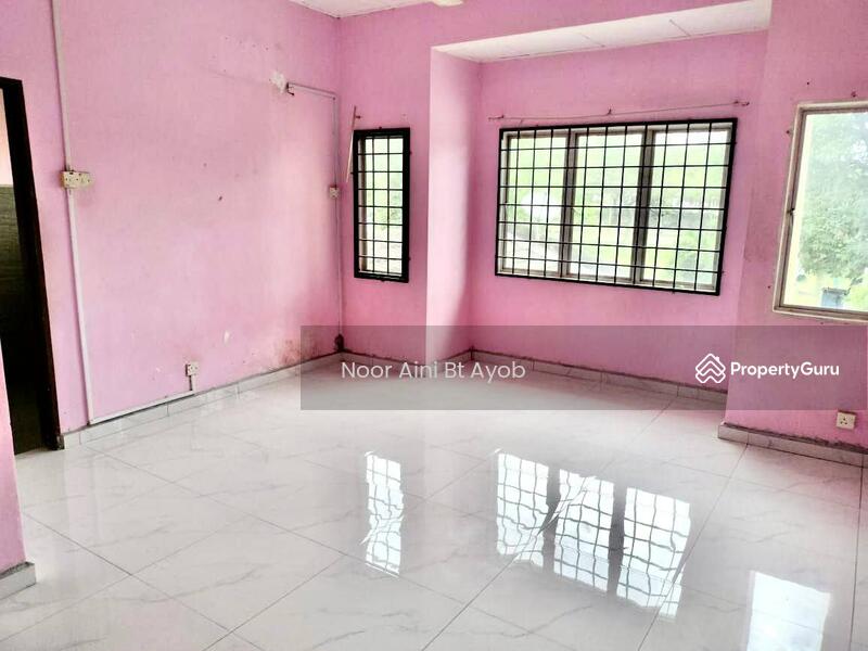 For Sale - FACING OPEN Seksyen 3 Bandar Teknologi Kajang Terrace House