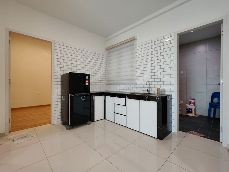 Servis Apartment untuk Dijual di Ong Kim Wee Residence - Yu Chuan Yau - PropertyGuru.com.my