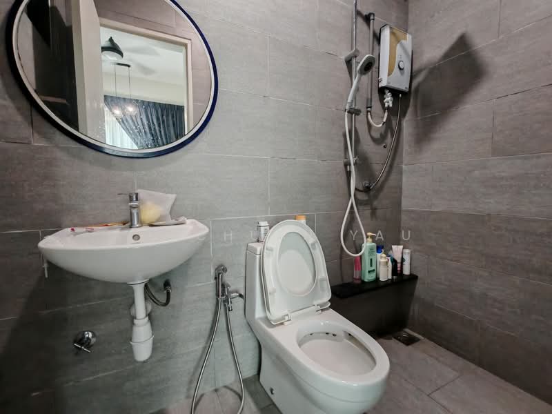 Servis Apartment untuk Dijual di Ong Kim Wee Residence - Yu Chuan Yau - PropertyGuru.com.my