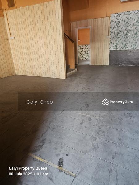 For Sale - 2 storey house in medan bendahara opposite Sun yuan Loong coffee shop for sale