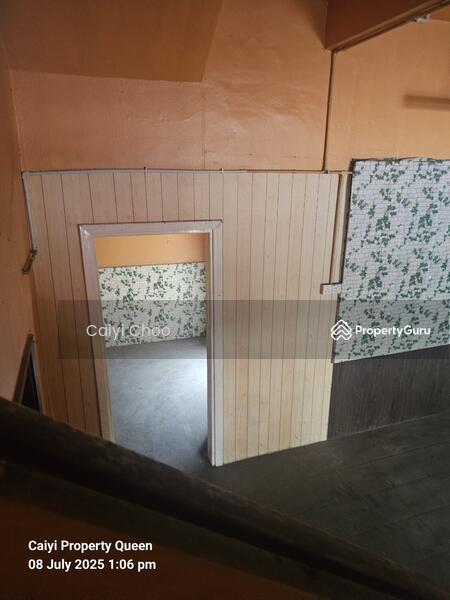 For Sale - 2 storey house in medan bendahara opposite Sun yuan Loong coffee shop for sale