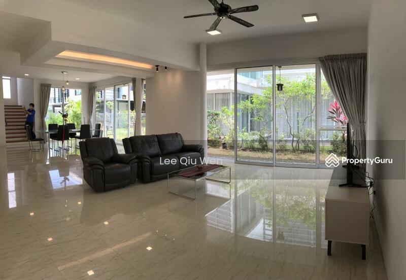 Untuk Disewa - East Ledang