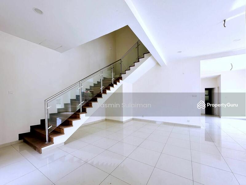 For Sale - Semi-Detached House at D'Kayangan