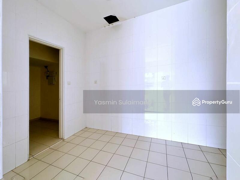 For Sale - Semi-Detached House at D'Kayangan