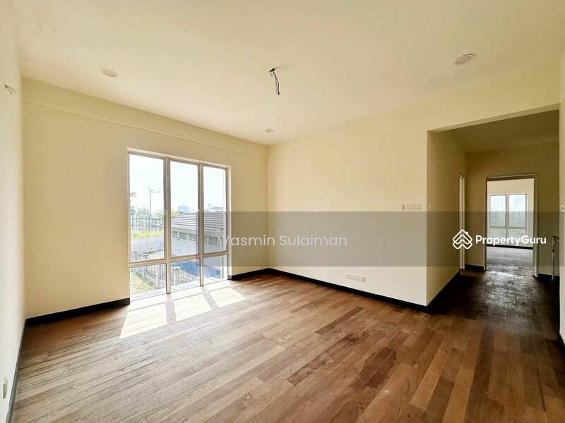 For Sale - Semi-Detached House at D'Kayangan