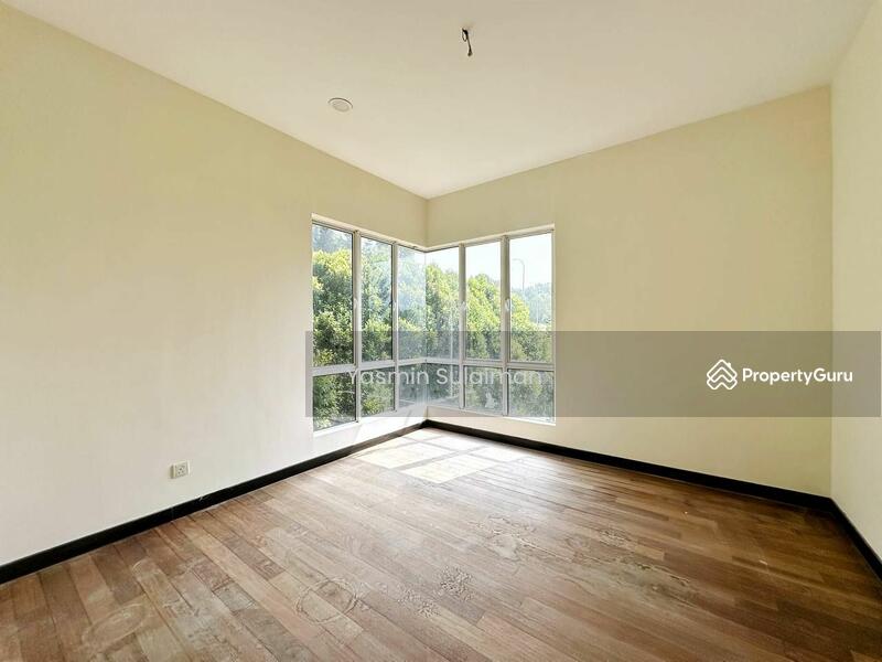 For Sale - Semi-Detached House at D'Kayangan
