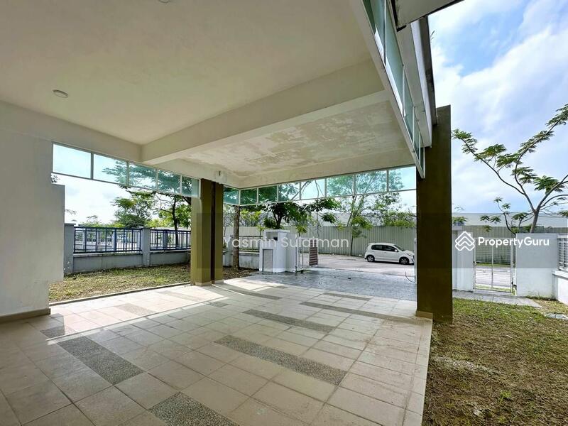 For Sale - Semi-Detached House at D'Kayangan