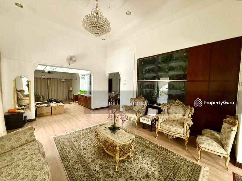 For Sale - Semi-Detached House at Kampung Tunku