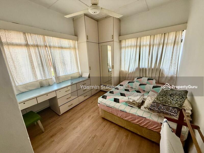 For Sale - Semi-Detached House at Kampung Tunku