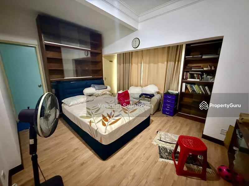 For Sale - Semi-Detached House at Kampung Tunku