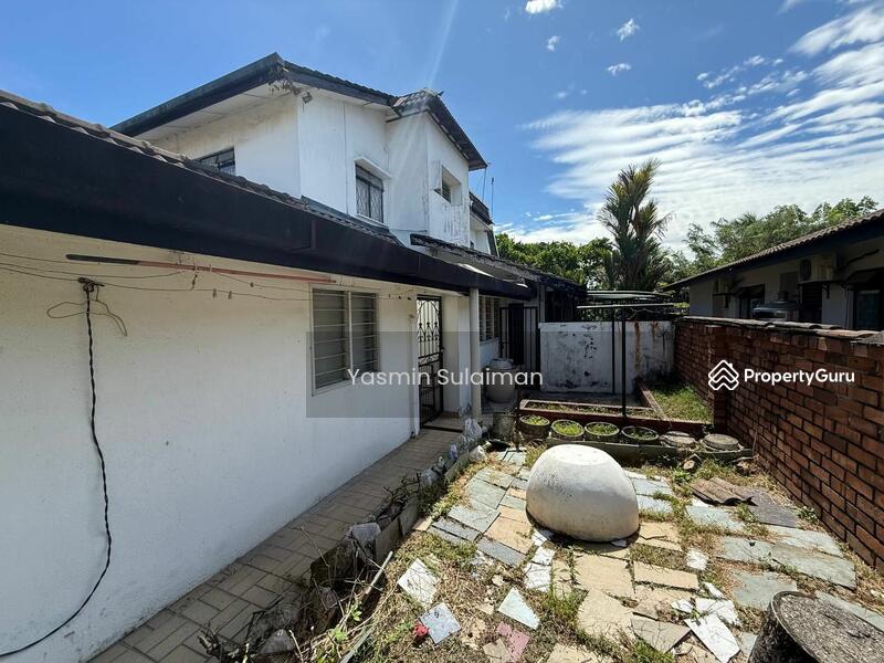 For Sale - Semi-Detached House at Kampung Tunku