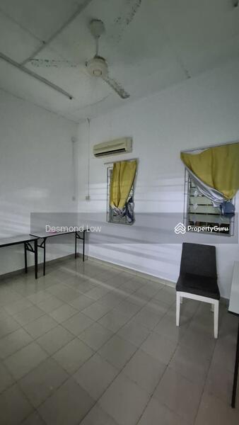 For Rent - Single Storey Terrace House, Next to Penang Chinese Girl School