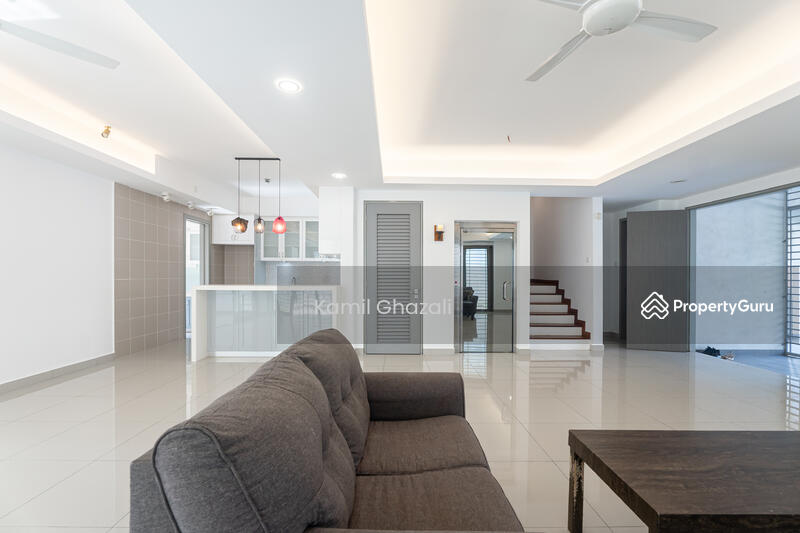 For Sale - 2.5 Storey Zero Lot Bungalow DANAU MUTIARA, Presint 16