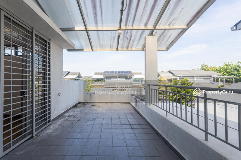 For Sale - 2.5 Storey Zero Lot Bungalow DANAU MUTIARA, Presint 16
