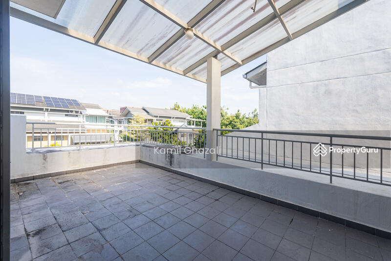 For Sale - 2.5 Storey Zero Lot Bungalow DANAU MUTIARA, Presint 16